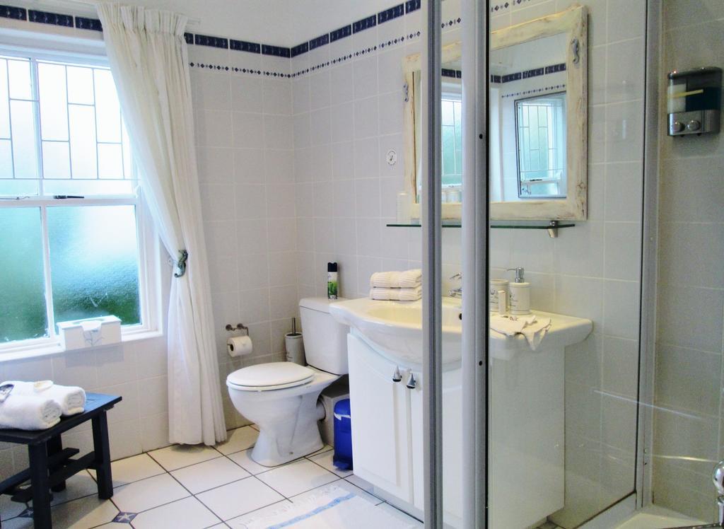 Von Abercron Residence Hermanus Kamer foto